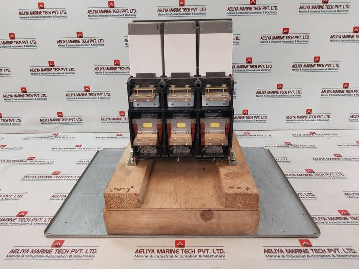 Abb Sace F1 Megamax Circuit Breaker With Ar1 Protection Unit