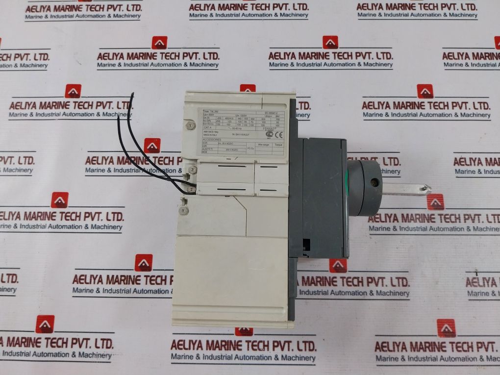 Abb Sace T4L 250 Three-pole Circuit Breaker 250V Ac/Dc