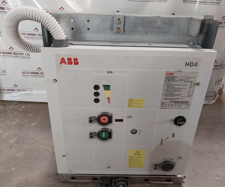Abb Sf6, Hd4/W 12.06.32 Circuit-breaker Ve 250V Ca/Cc 630A 50/60 Hz
