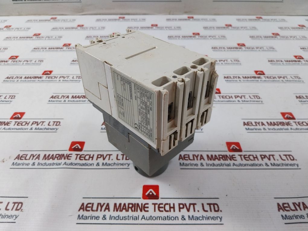 Abb T1C 160 Molded Case Circuit Breaker 50-60Hz