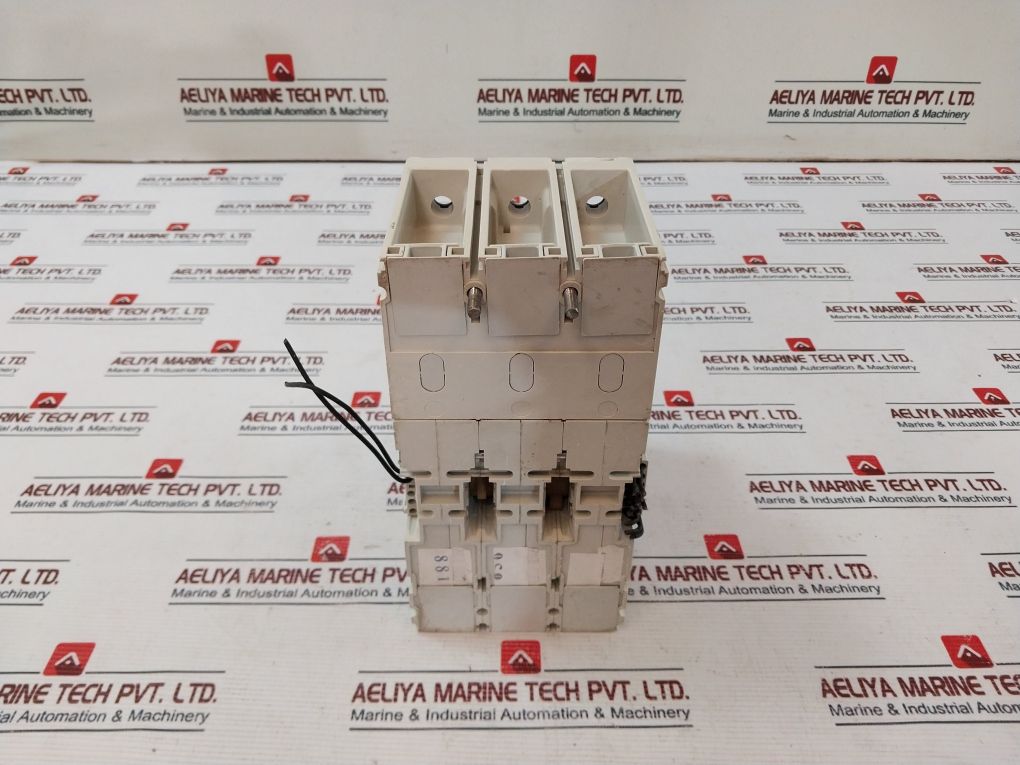 Abb T4L250 3 Pole Circuit Breaker