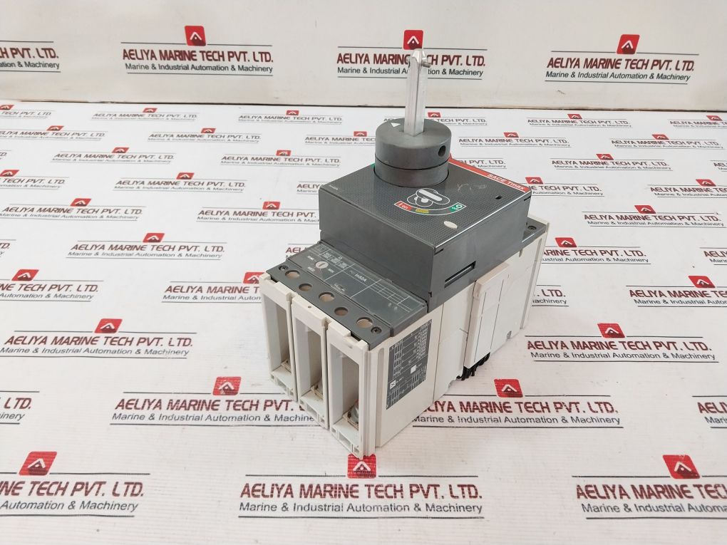 Abb T4L250 3 Pole Circuit Breaker
