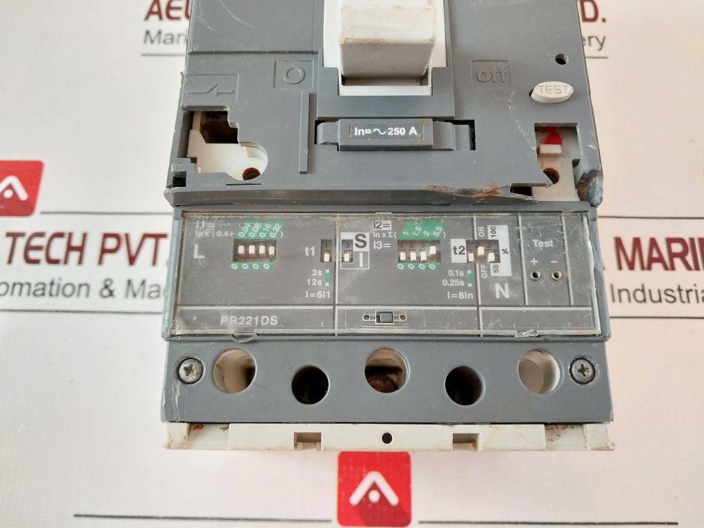 Abb T4N 250 Circuit Breaker Pr221Ds Cat. A