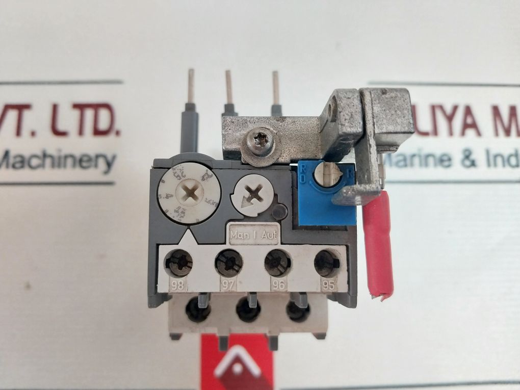 Abb Ta25 Du Relay,Ca5-10 Contactor With Cal5-11 Auxiliary Contact Block Set