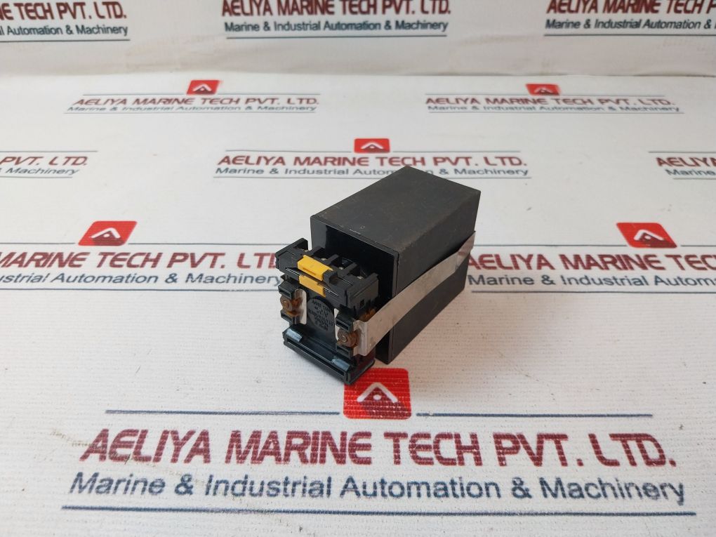 Abb Tdr4B23 Time Delay Relay 10A 300V