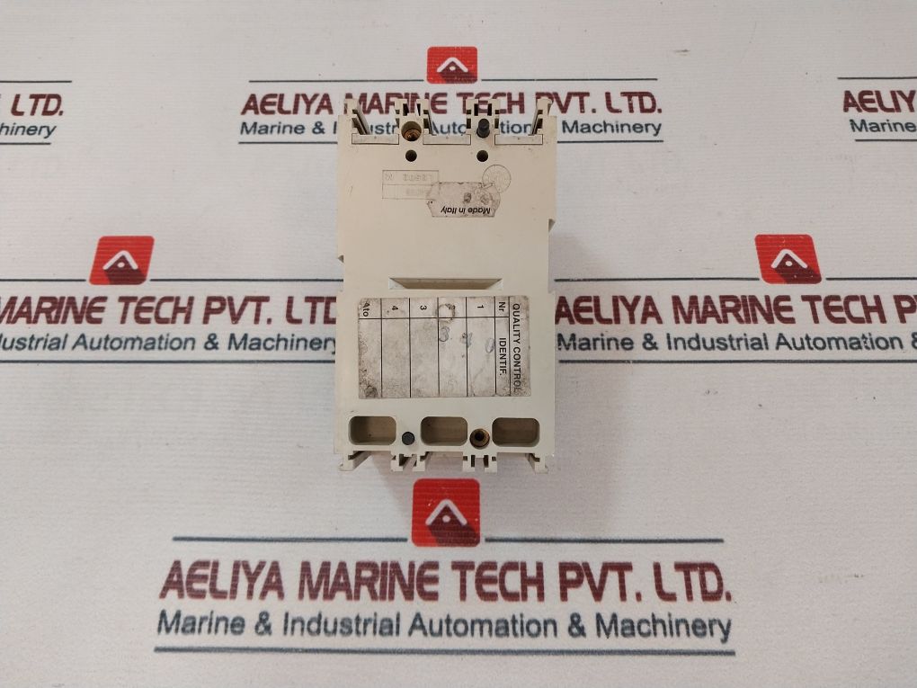 Abb Tmax T1B 160 Circuit Breaker 50-60 Hz