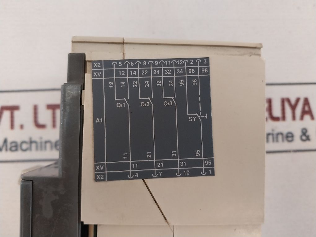 Abb Tmax T1B 160 Circuit Breaker 50-60 Hz