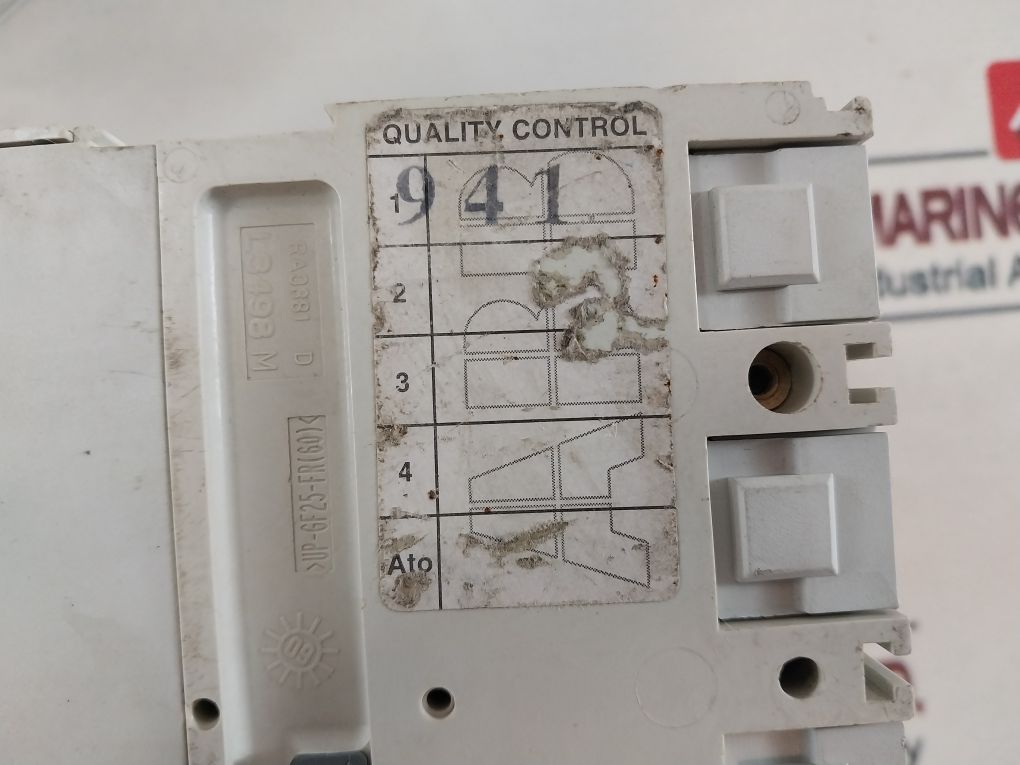 Abb Tmax T2N 160 Circuit Breaker 50-60 Hz