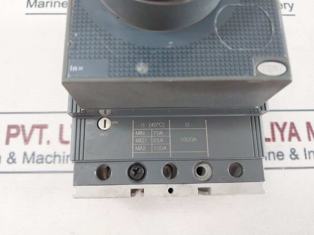 Abb Tmax T2N 160 Circuit Breaker 50-60 Hz