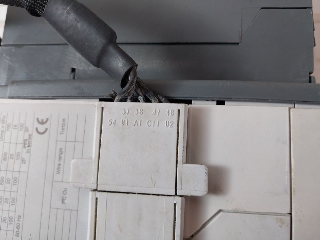 Abb Sace Tmax T5N 400 Circuit Breaker Accessory