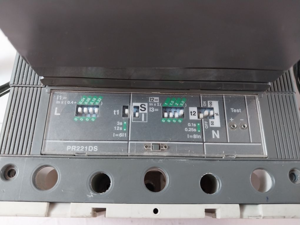 Abb Sace Tmax T5N 400 Circuit Breaker Accessory – Aeliya Marine Tech