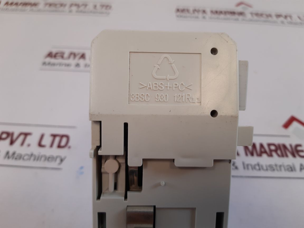 Abb Tu811V1 Compact Module Termination Unit 3Bse013231R1 Pr J
