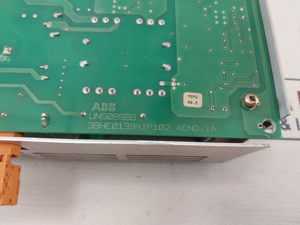 Abb Uns0868 3Bhe013940R0002