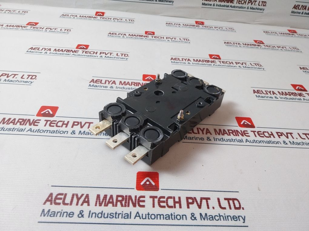 Abb Uxab 169316 R031 Fixed Part For Plug-in Circuit Breaker Swe0005800174