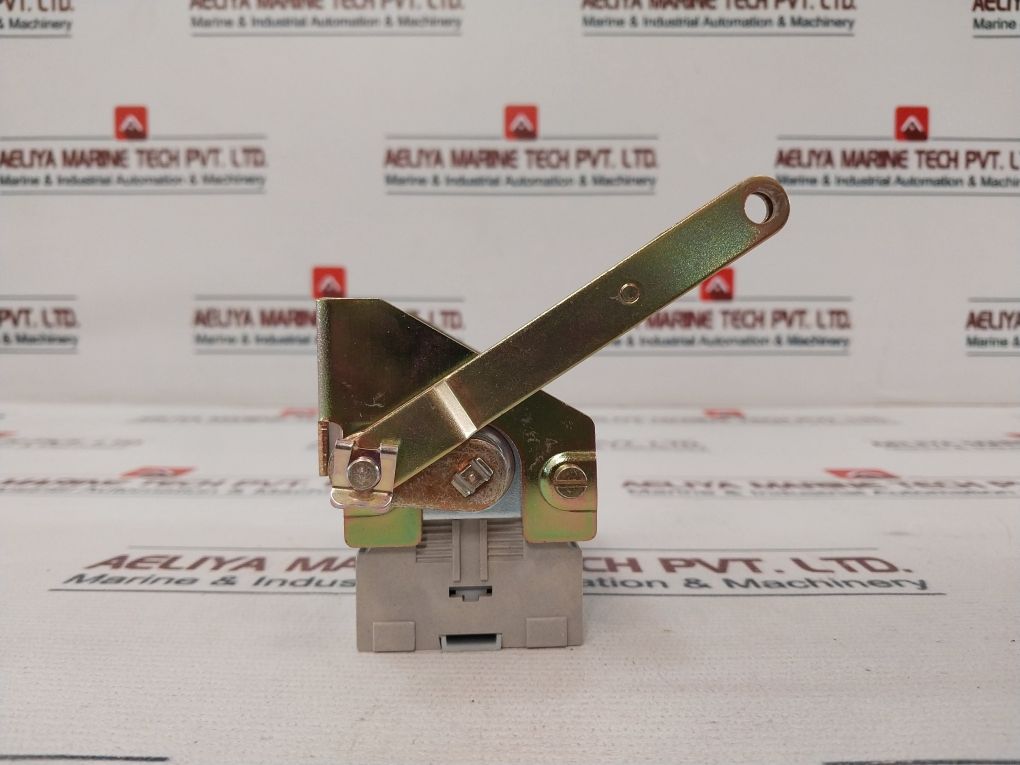 Abb Uxab 239260 R 002 Auxiliary Contacts Of Draw-out Circuit-breaker