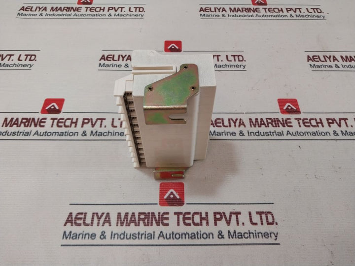 Abb Uxab 239266 R 020 Circuit Breaker Sliding Contact Accessories Kit