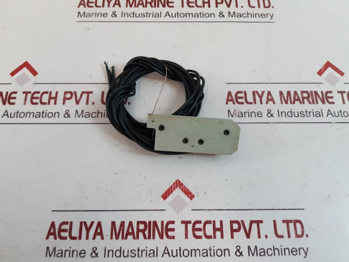 Abb Uxab 739240 R 100 Auxiliary Circuit-breaker