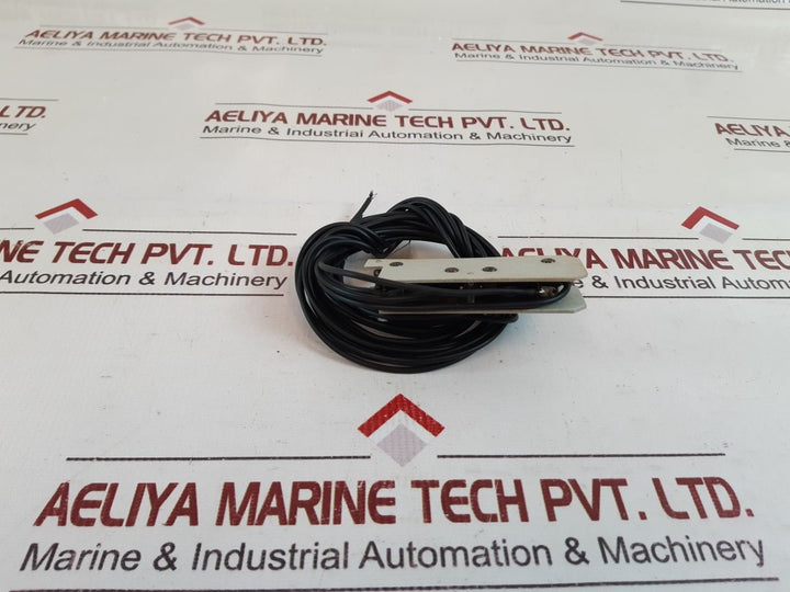 Abb Uxab 739240 R 100 Auxiliary Circuit-breaker
