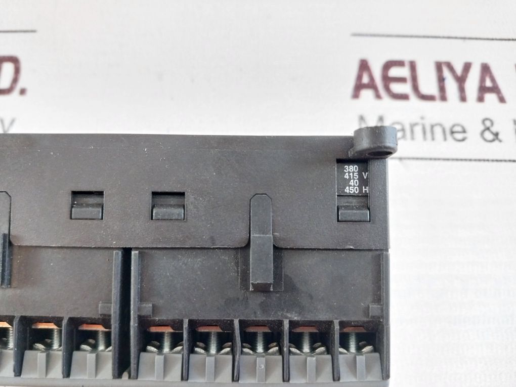 Abb Vb6A-30-10 Contactor 12A, 300V Ac