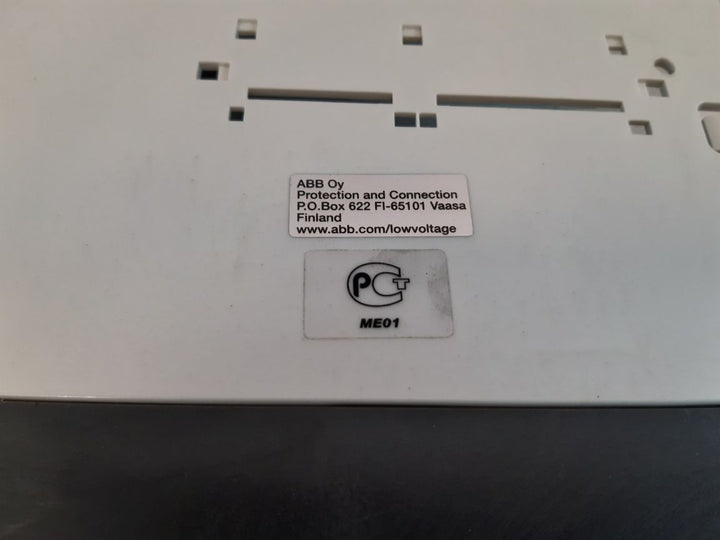Abb Xrm00 Protection And Connection