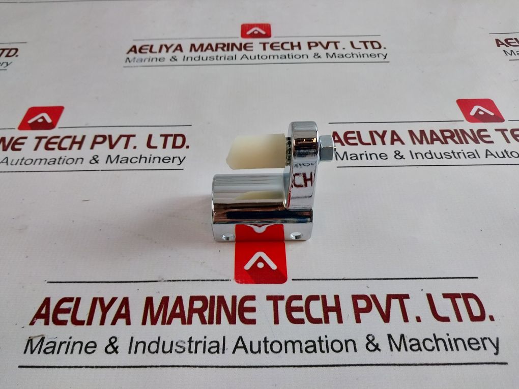 Accurate Partitions 50-8511505 Standard Door-chrome Kit