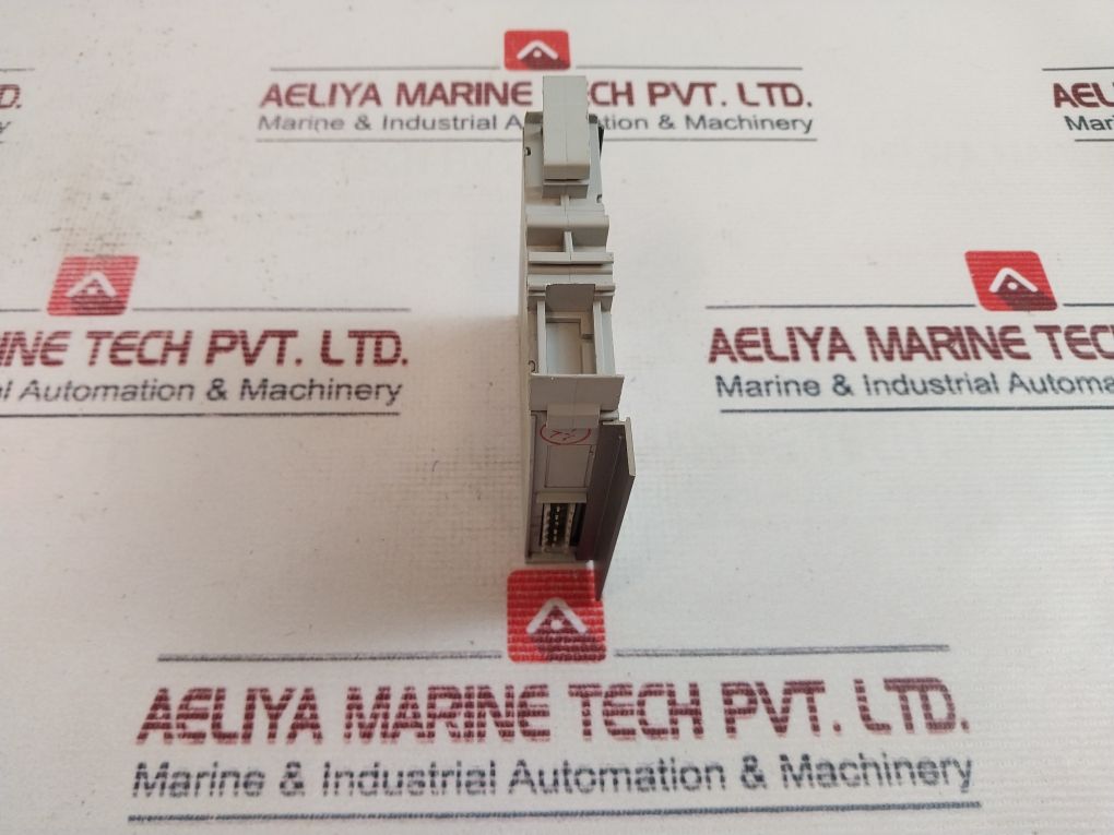 Action Instruments Q408 Dc Input Module 9/30V Dc