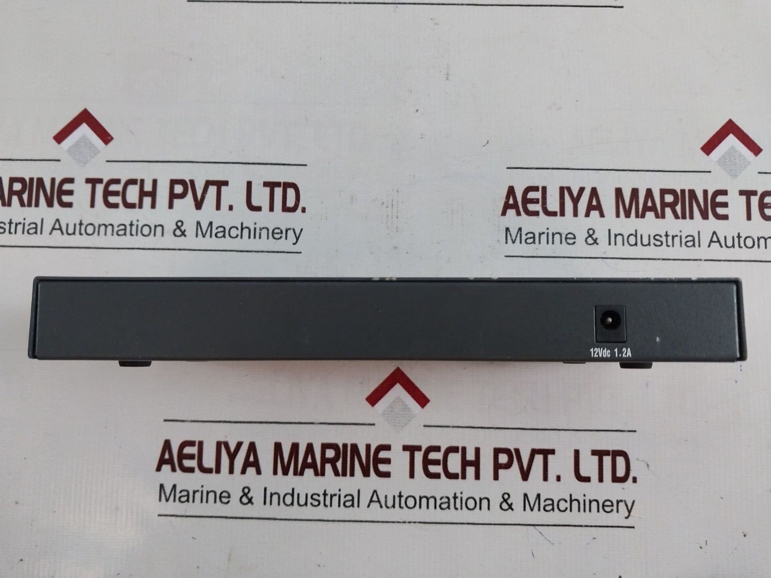 Addtron 8-port 10/100 Mbps Dual Speed Hub