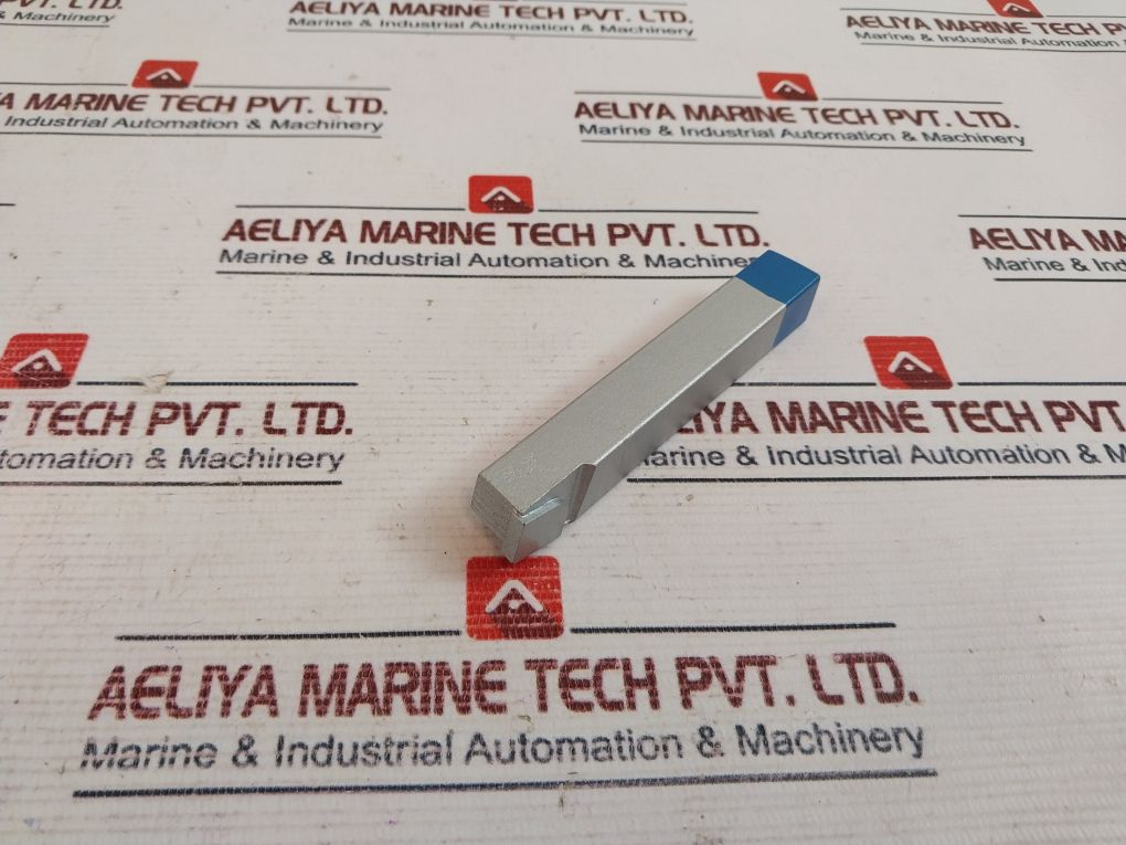 Adv 31 - 2 R 16 16 P30 Carbide Tipped Tool