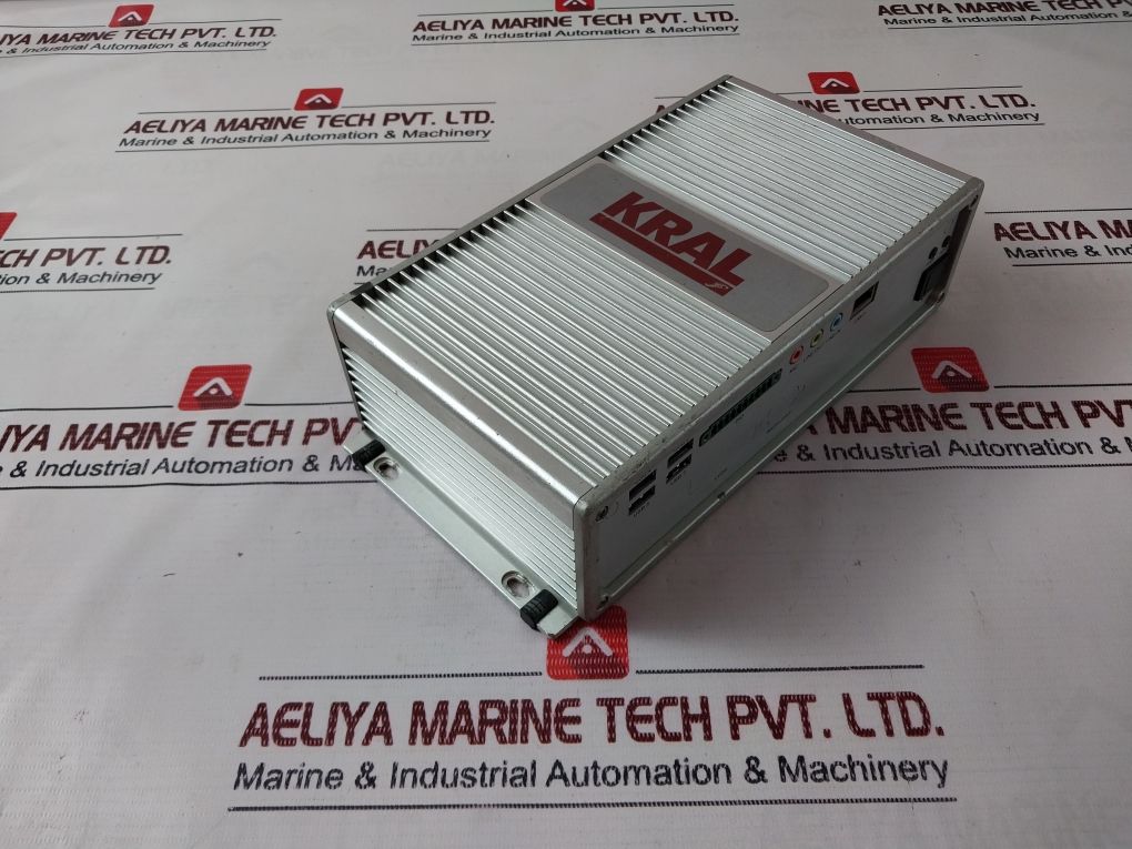 Advantech Ark-3360F Compact Fanless Industrial Computer