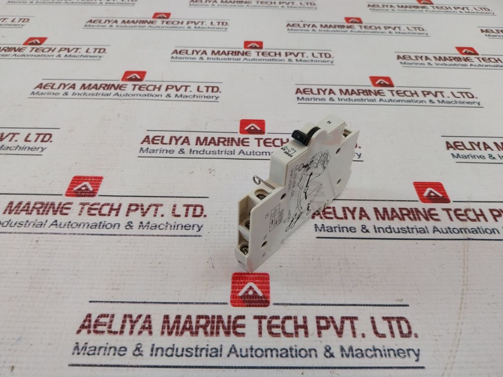 Aeg E8_(S), Hd8_.D8_ Auxiliary Switch 230V Ac 5A