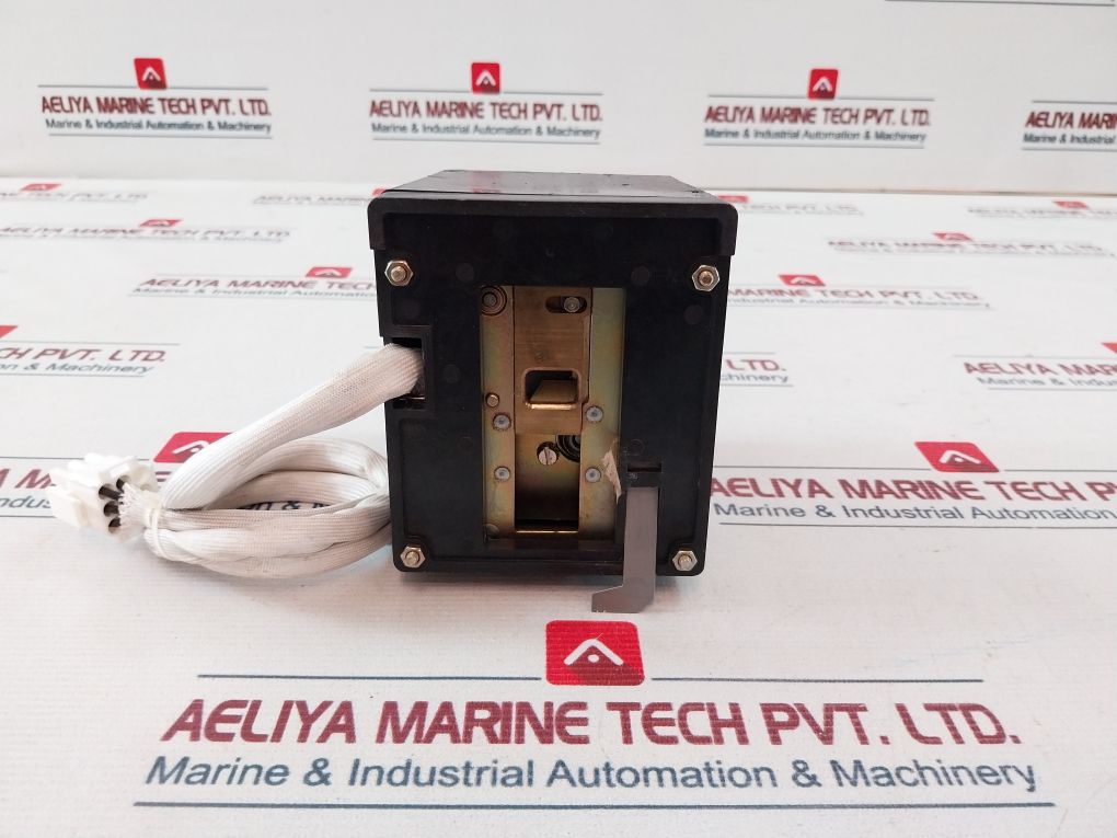 Ag05122417 M 100/127V = Ca