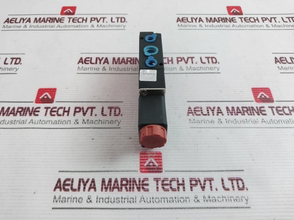 Airmax 4V210-08 Solenoid Valve 24V Dc