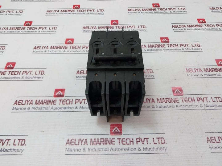 Airpax 219-3-8303-13 Hydraulic Magnetic Circuit Breaker 25A 600V