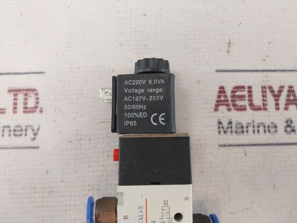 Airtac 4V210-08 Solenoid Valve 50/60Hz