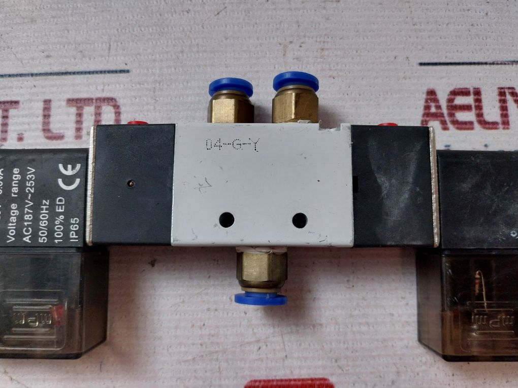 Airtac 4V220-08 Solenoid Valve