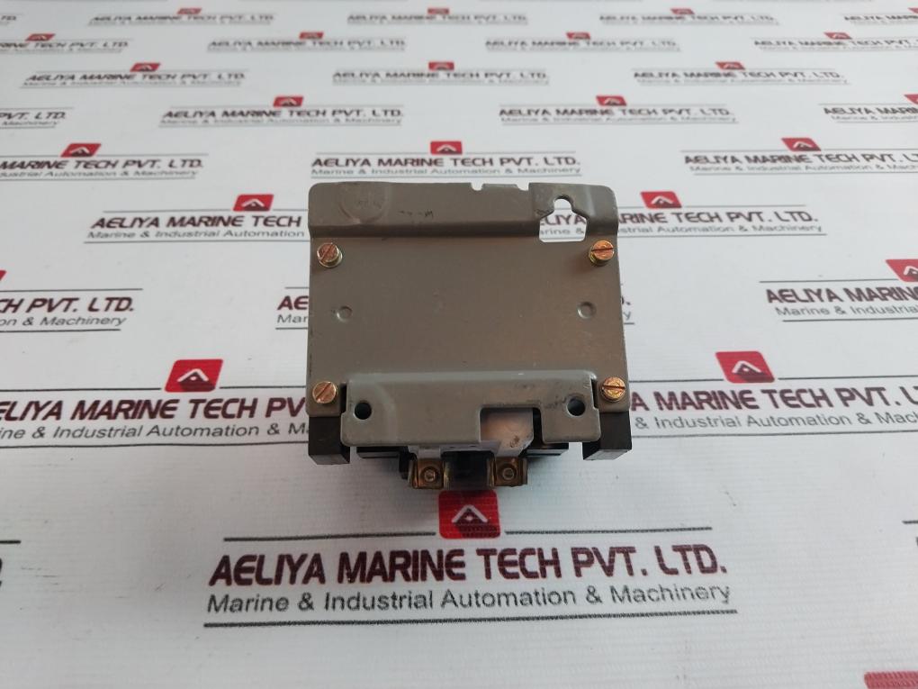 Akansha Powertronix 17914 Contactor 25A 600V