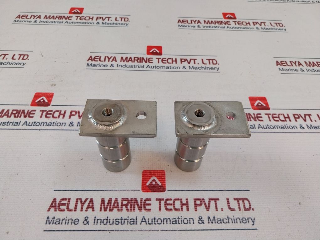 Aker 27988 Roller Shaft Complete