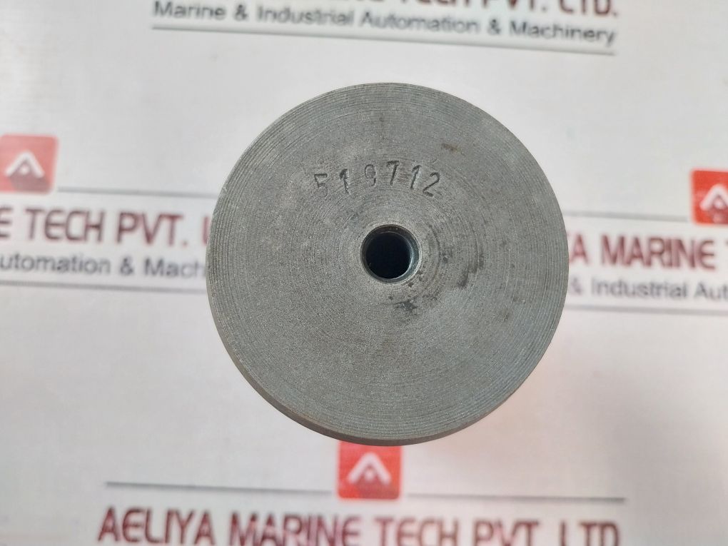 Aker 519712 Pivot Hinge Pin