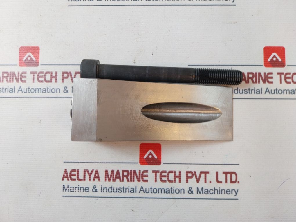 Aker Kvaerner Ba 5258776 Ball Runner Block