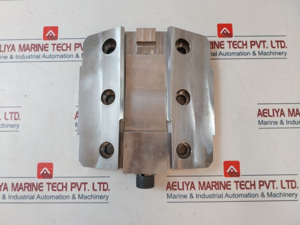 Aker Kvaerner Ba 5258776 Ball Runner Block