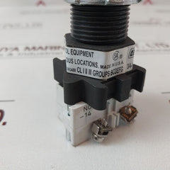 Akron Electric Xp3-rs2A-3 Selector Switch Hoa Momentary