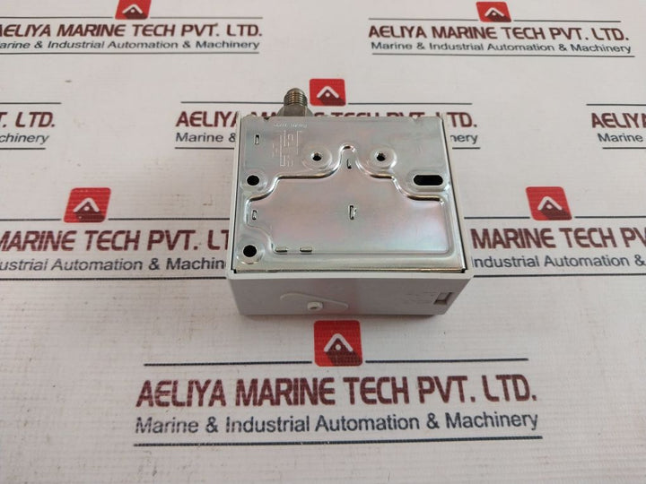 Alco Controls Ps1-a3A Pressure Switch A300-10A/220V Ac 15