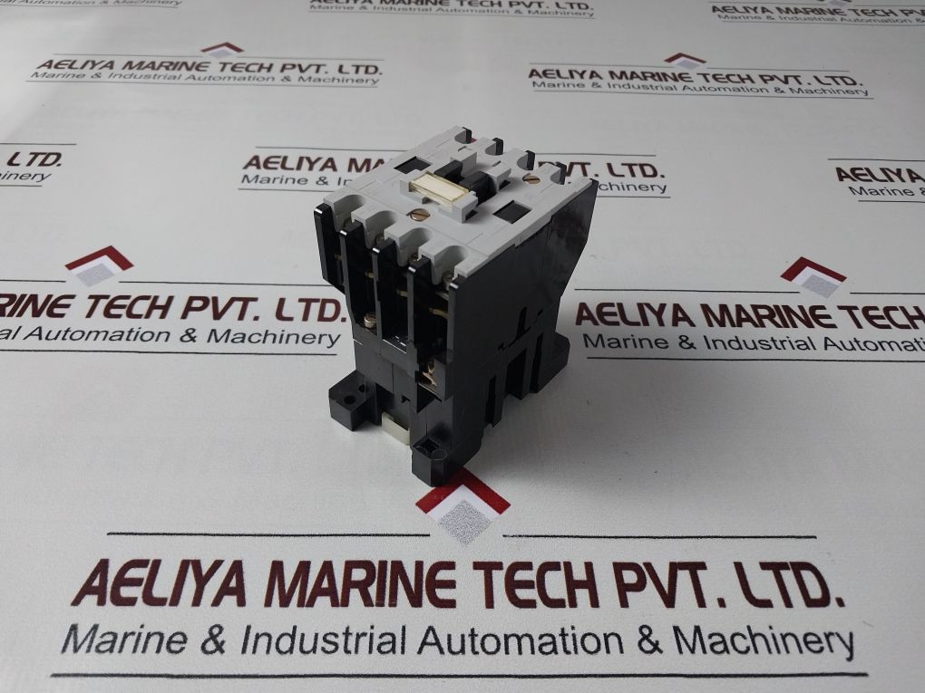 Allen-bradley 100-a24Nb3 Ser.C Contactor