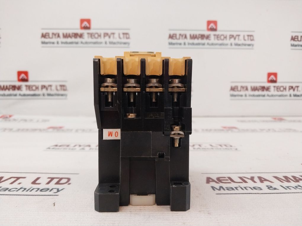 Allen-bradley 100-a24Nd31 Contactor Bs 5424