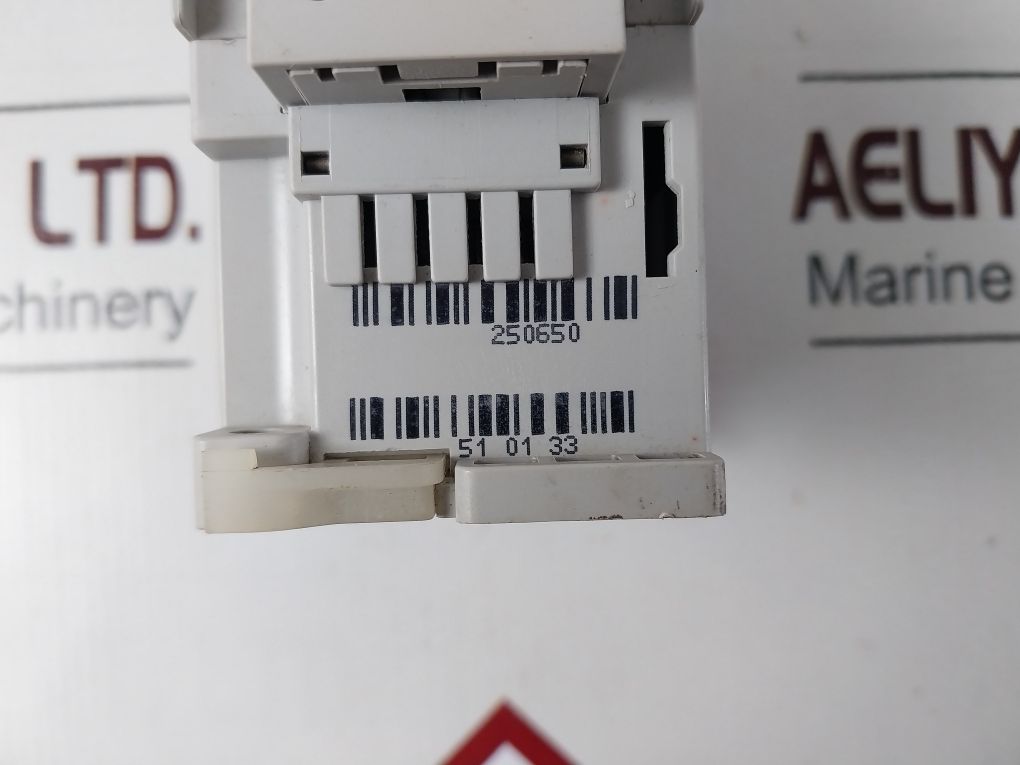 Allen-bradley 100-c09*10 Ser.A Contactor 110V 50Hz/120V 60Hz