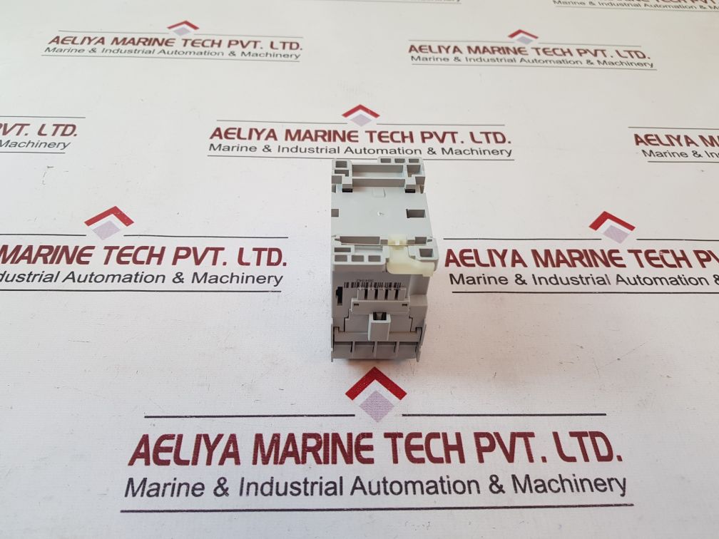 Allen-bradley 100-c09*10 Contactor