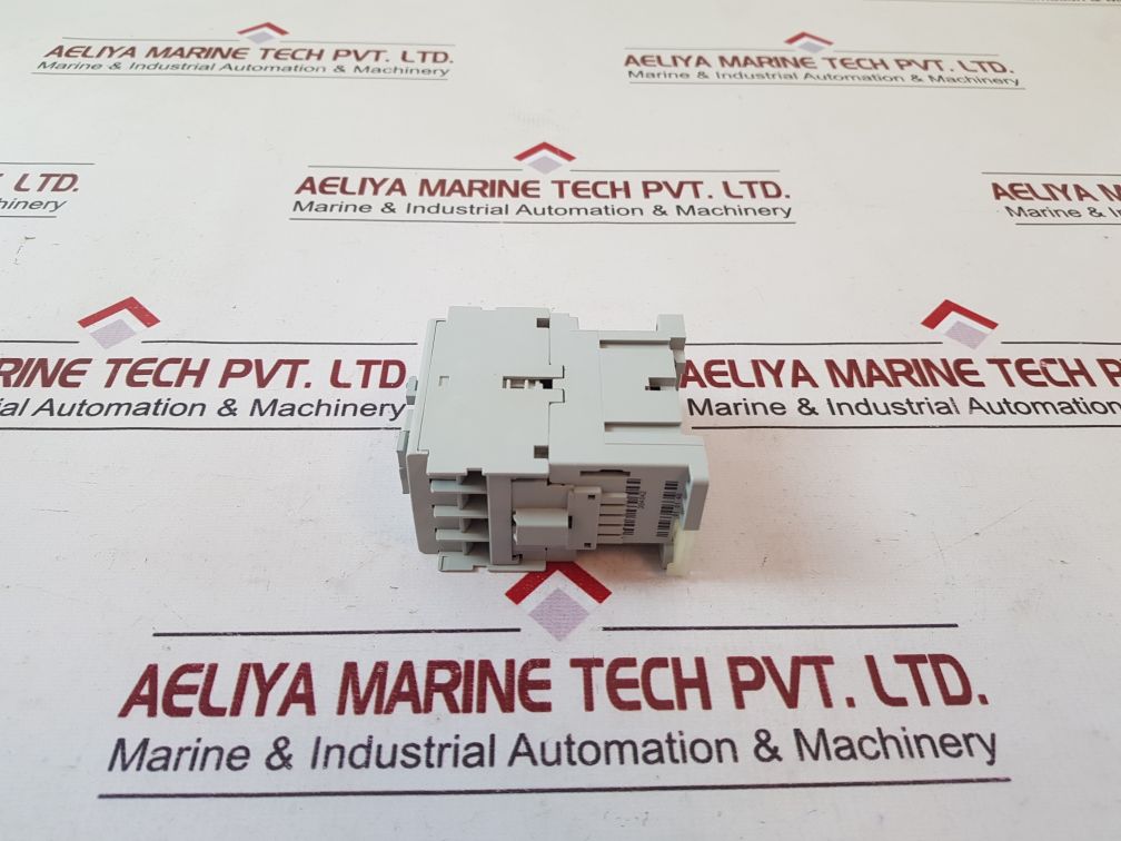 Allen-bradley 100-c09*10 Contactor