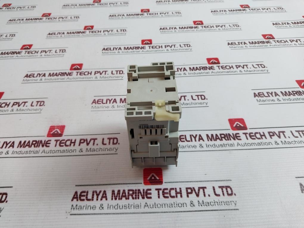 Allen-bradley 100-c09* Contactor 25A 230V 50/60Hz