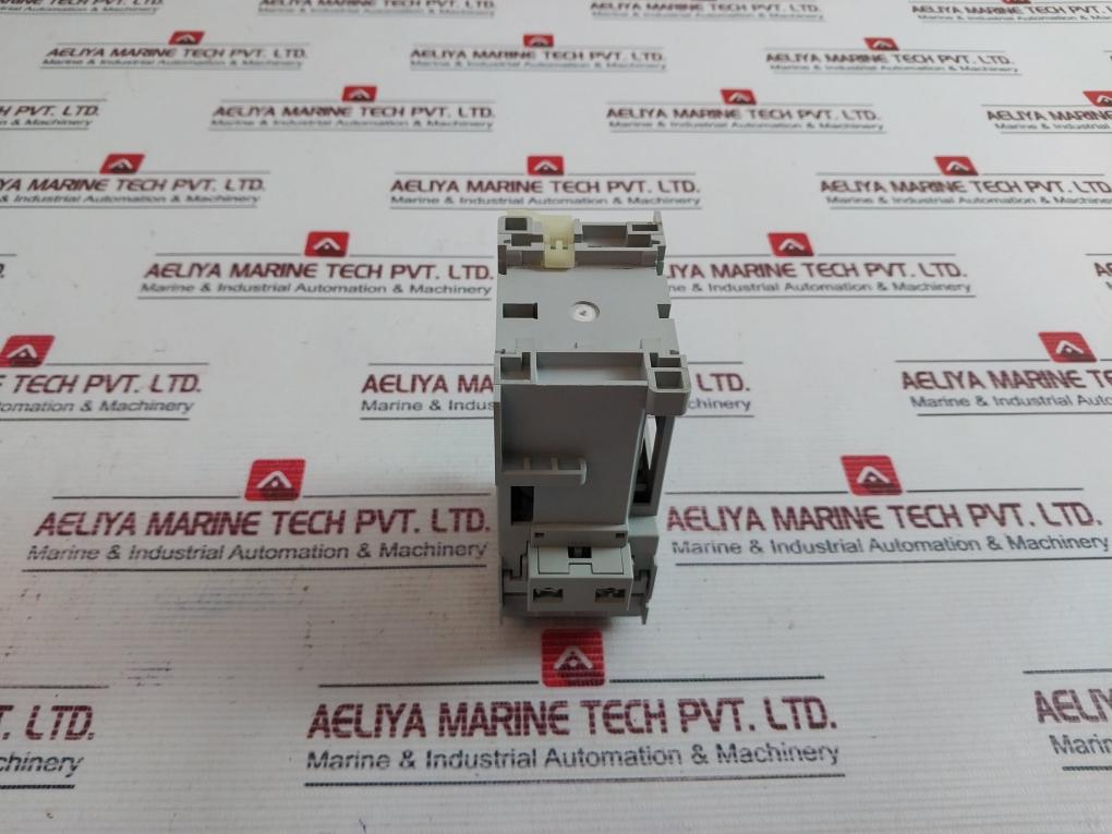 Allen-bradley 100-c09Z*10 3 Pole Contactor Series A 25A 690V