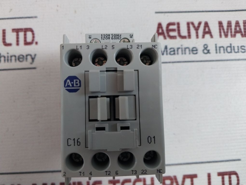 Allen-bradley 100-c16D01 3-pole Reversing Contactor-16A 3Ph 120